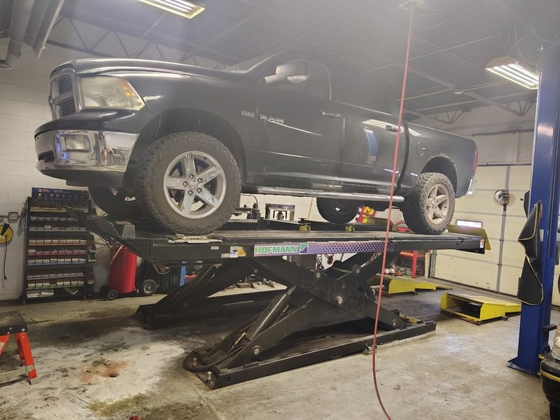 MJ Auto Repair technician